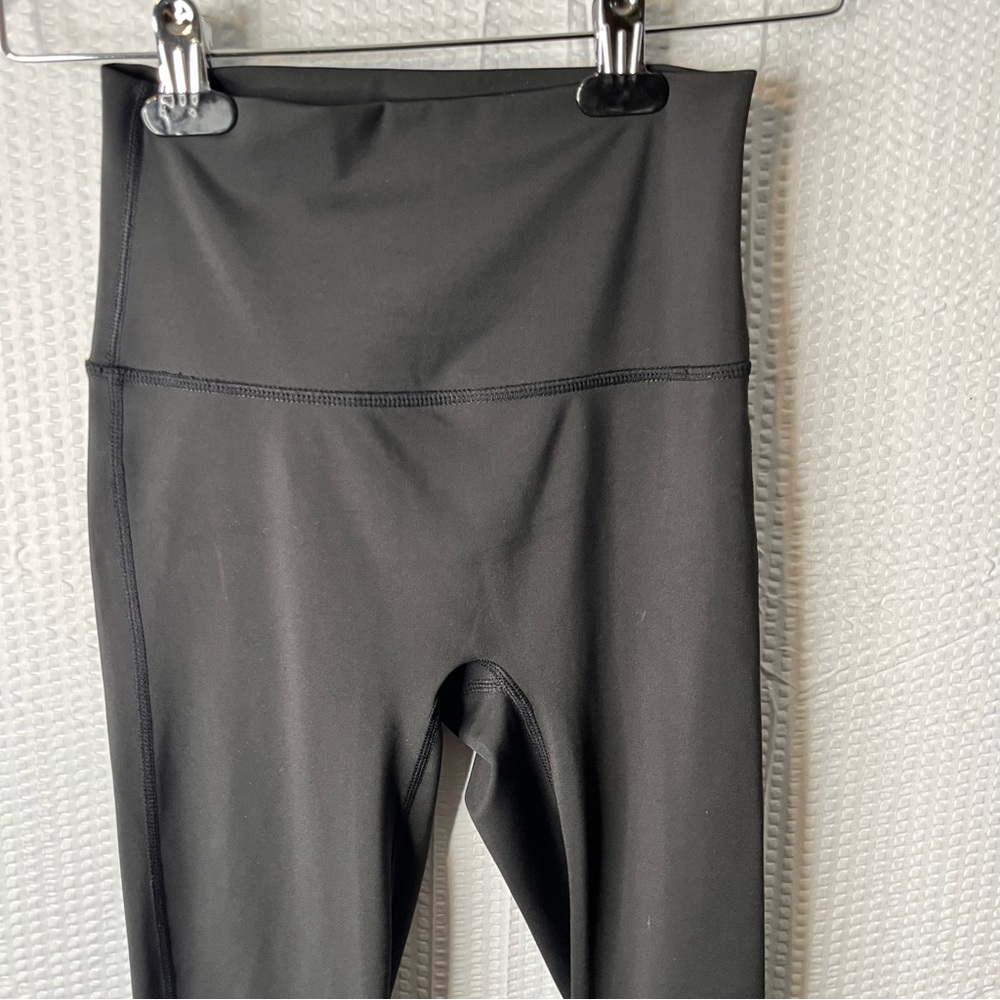 Zenana High Waist Leggings Size XS - Picture 3 of 6